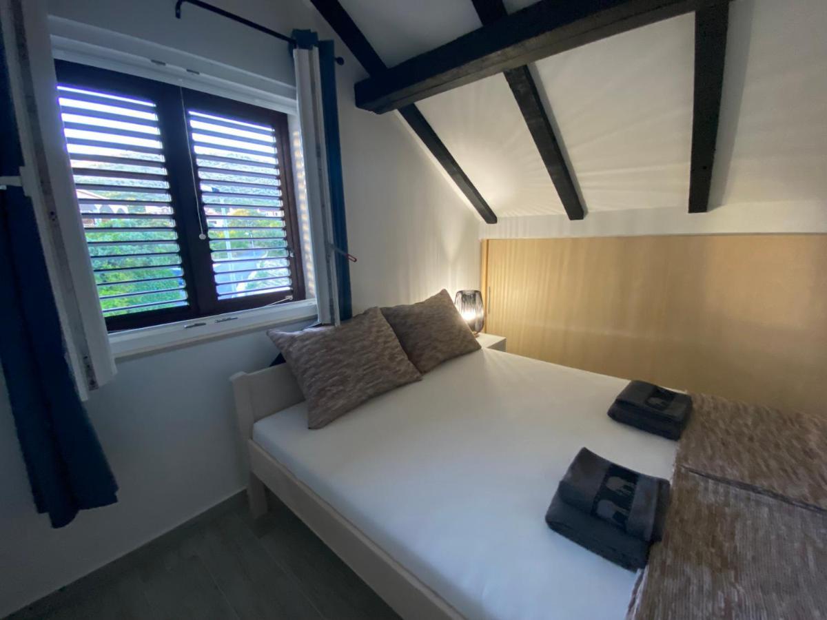 Apartmani Grebaštica Buitenkant foto