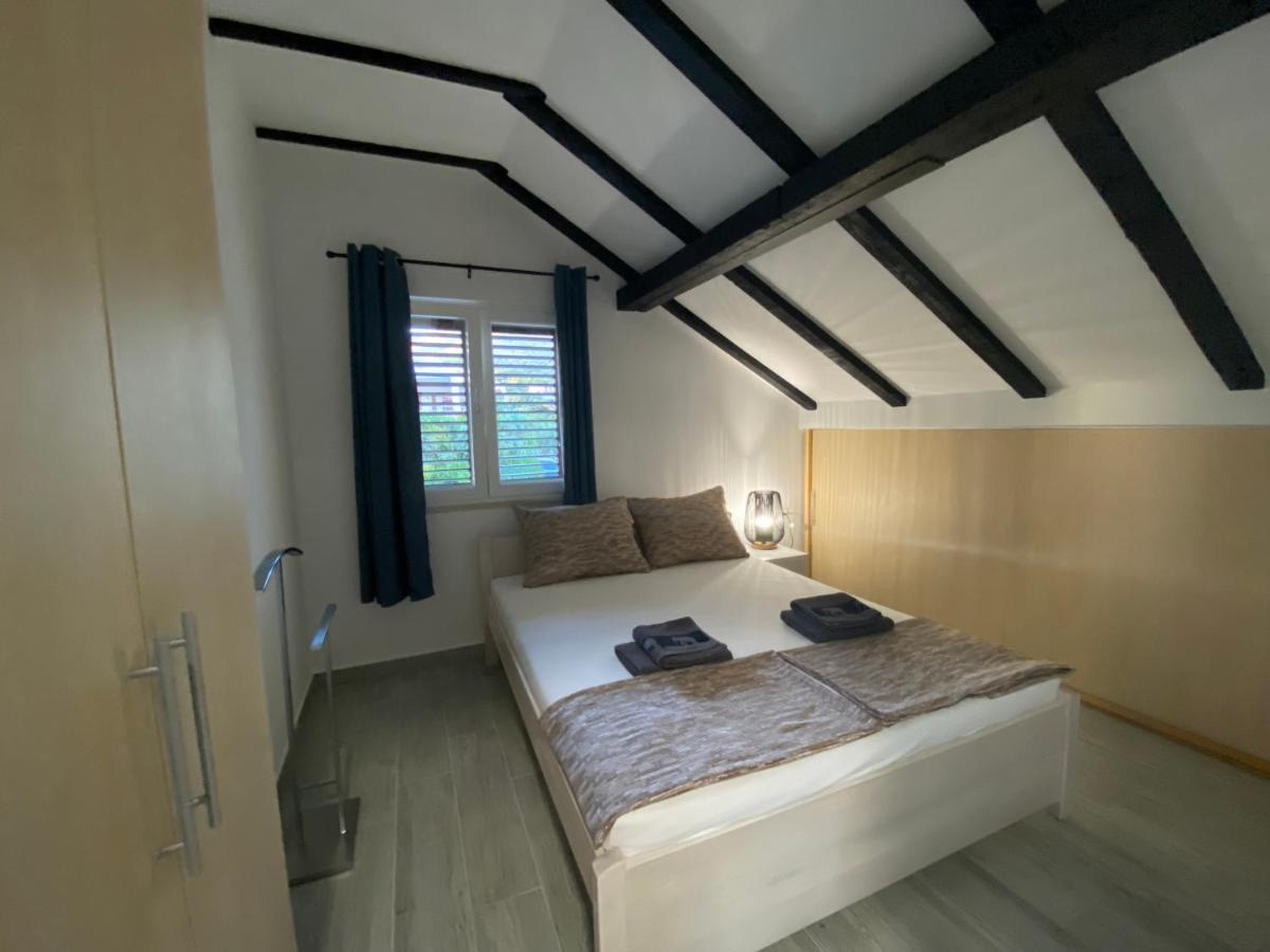 Apartmani Grebaštica Buitenkant foto